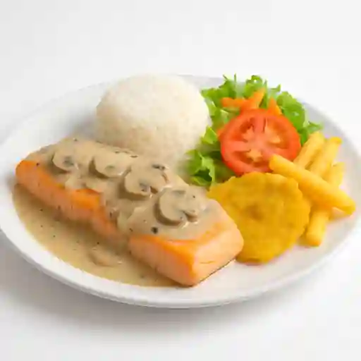 Salmon en Salsa de Champiñones