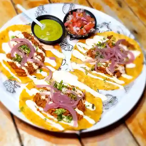 Taco de Bondiola Chipotle