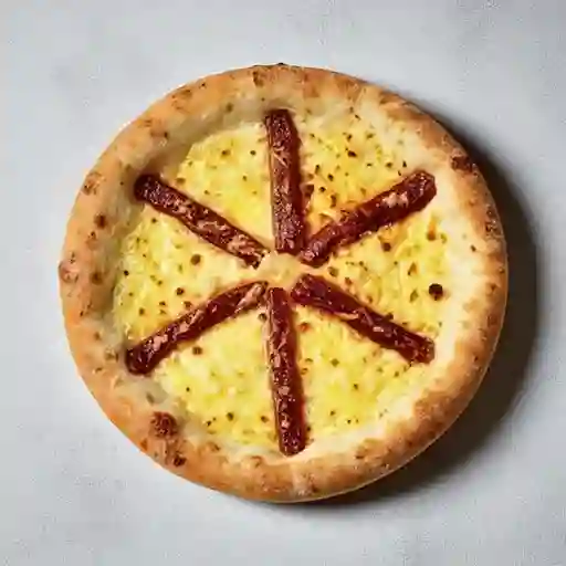 Pizza de Queso y Bocadillo