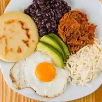 Arepa Full Pabellón
