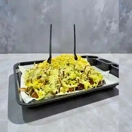 Salchipapa costeña personal