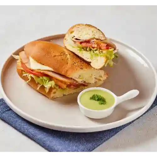 Sándwich Pernil