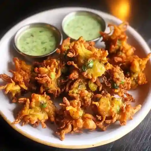 Vegetables onion pakoras