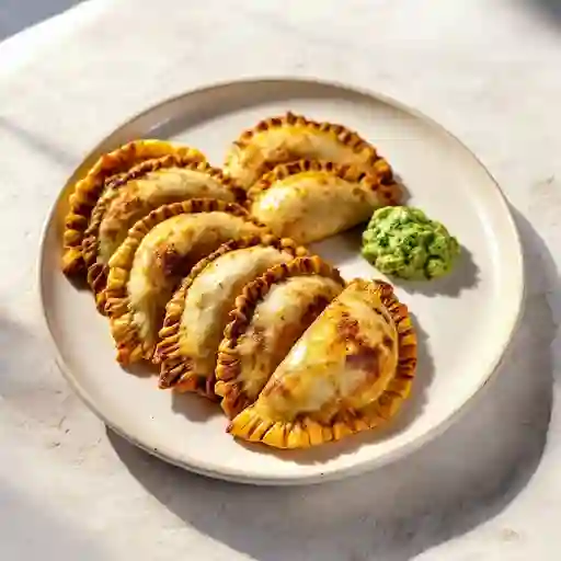 Empanadas De La Casa