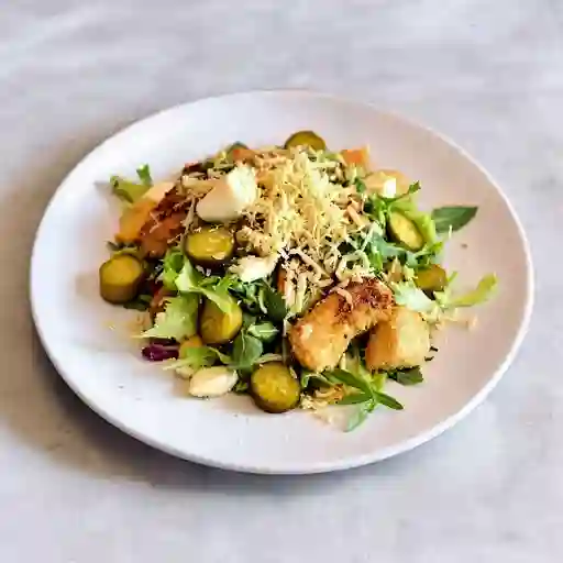 Ensalada Hill Con Pollo A La Plancha