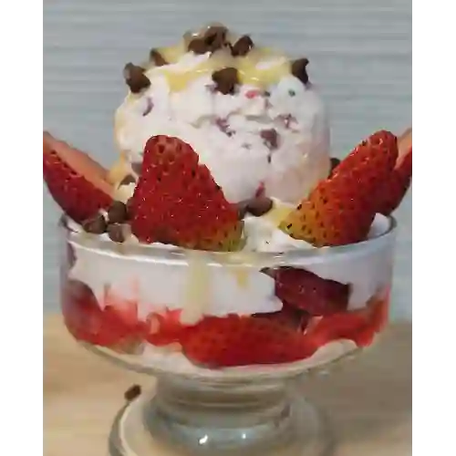 Fresas con Crema y Helado