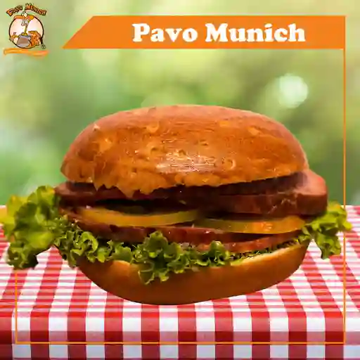 Pavo Múnich