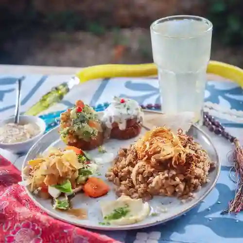 Combo Veggie y Jugo Del Día