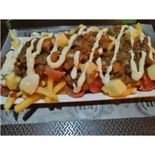 Salchipapa Ropa Vieja