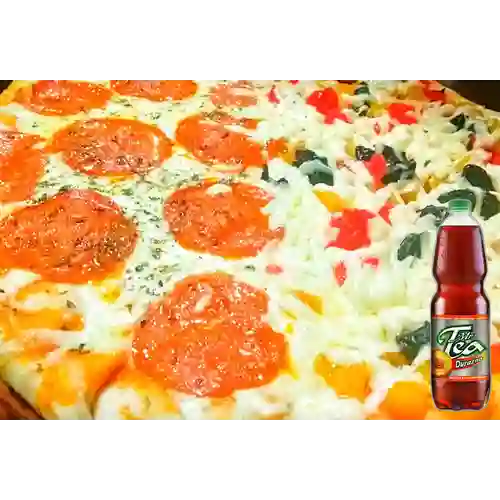 Combo Pizza Mediana de 40 Cm + Mr Tea Durazno 1.5 l
