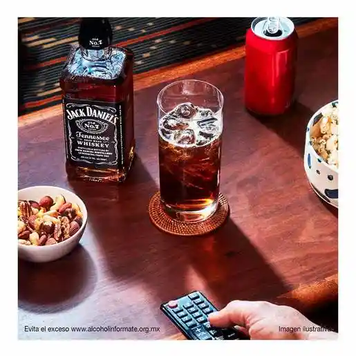 Jack Daniel's no. 7 whisky tenessee