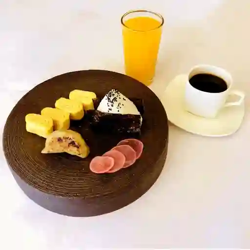 Desayuno Japonés con Huevo Japones