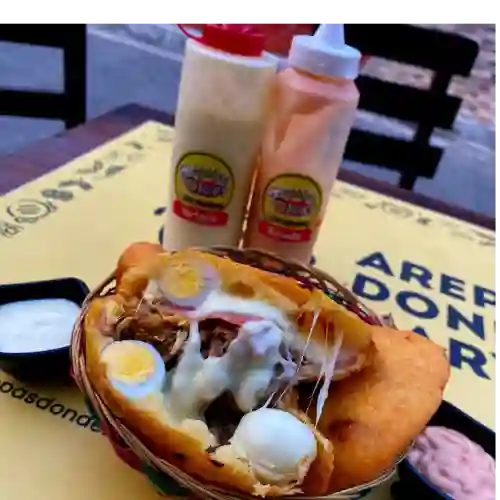 Arepa Triple Mixta