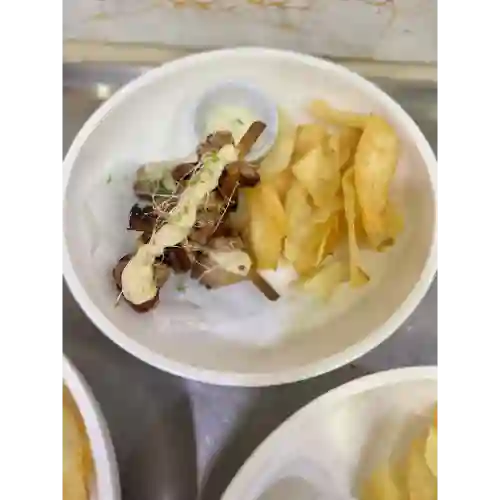 Brocheta Cerdo Al Bosque