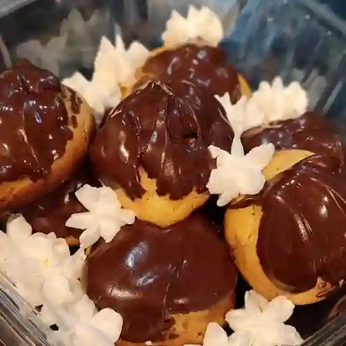 Profiteroles