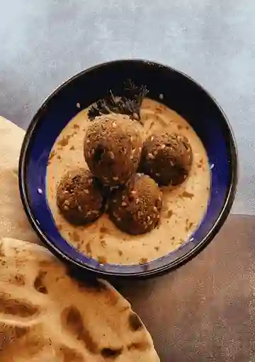 Hummus Falafel