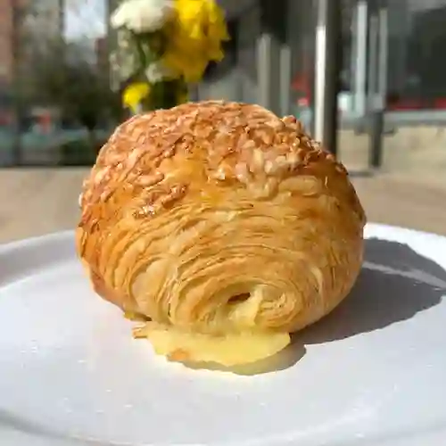 Croissant de Queso Paipa