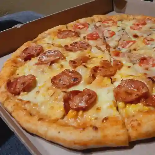Pizza Pepperoni con Capress