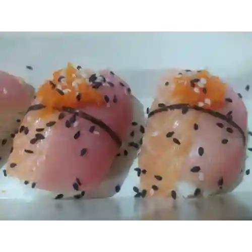 Nigiri Mixto de Salmón y Atún con Masago