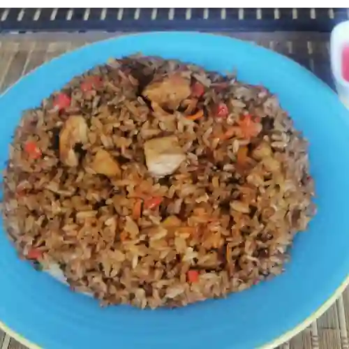 Arroz Criollo con Bebida