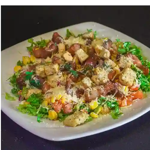 Ensalada de Chicharrón
