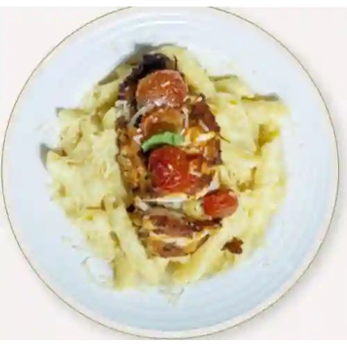 Penne Trufado con Pollo