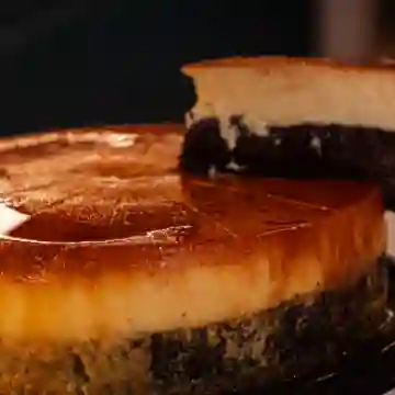 Leche Asada con Torta de Chocolate 25 Porciones