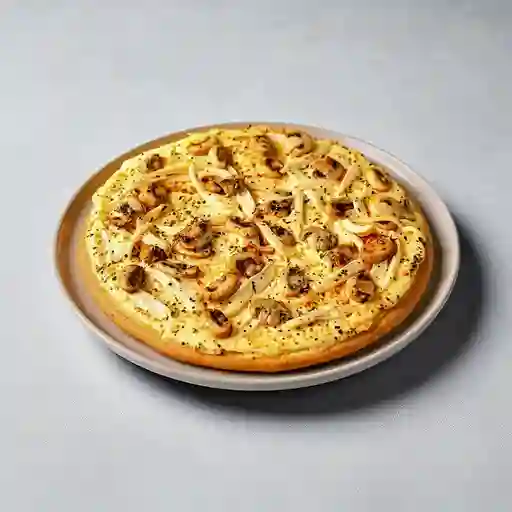 Pizza Pollo y Champiñones Pequeña