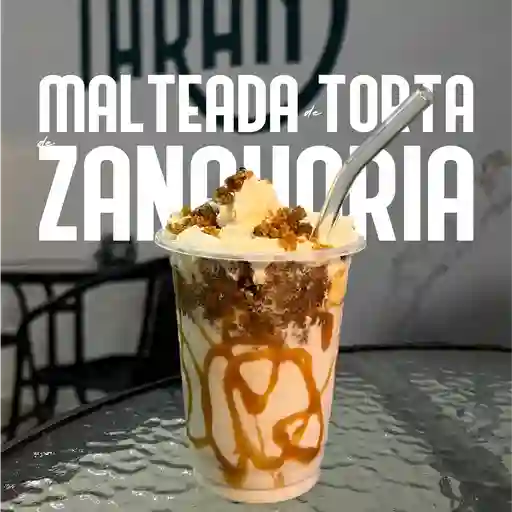 Malteada de torta de zanahoria