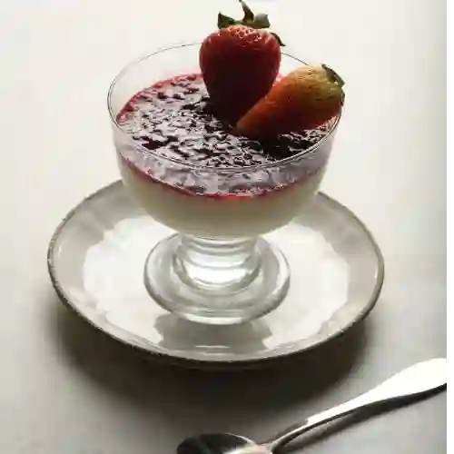 Panacota con Frutos Rojos