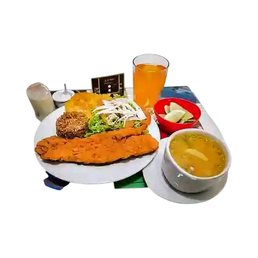 Super Almuerzo con Chuleta de Pescado
