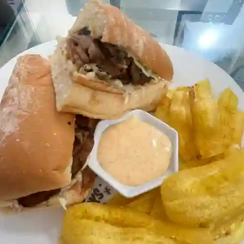 Combo Emparedado Roastbeef y Tocineta