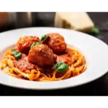 Pasta Napolitana Albóndigas