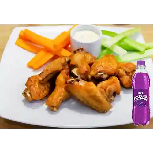 Combo Mega Wings Hot O BBQ + Uva Postobon 250 ml