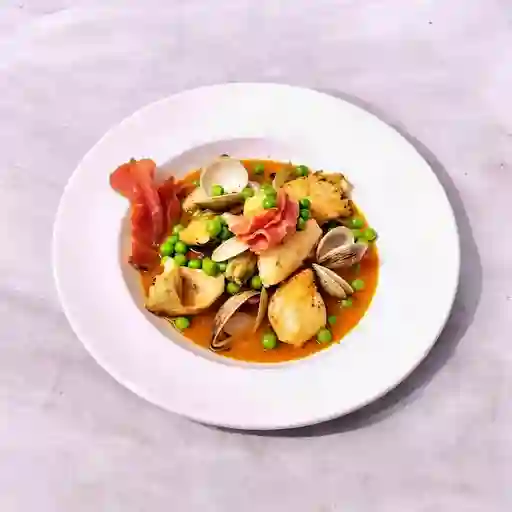 Caldereta De Pescado Y Almejas