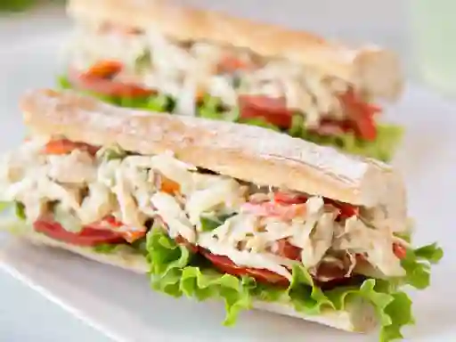 Sandwich de Pollo Desmechado