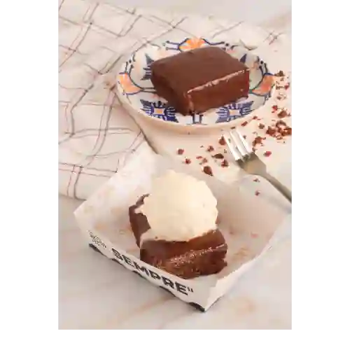 Brownie con Helado