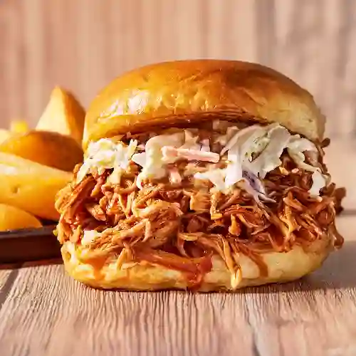 Combo Sandwich de Pollo Ala Bbq Pulled