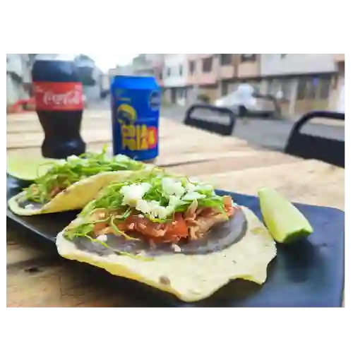 Tacos de Tinga de Pollo