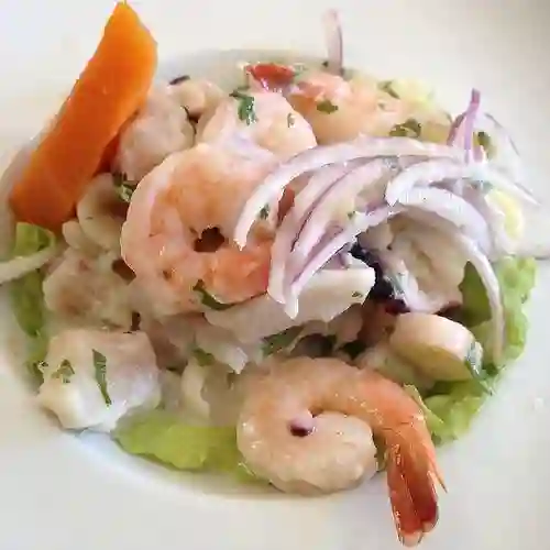 Ceviche Mixto