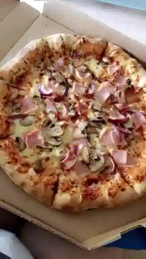 Pizza Jamón Champiñones