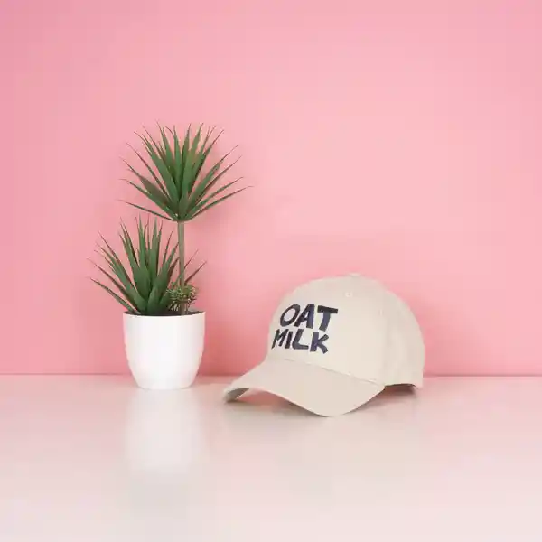 Gorra de Béisbol Oat Milk Khaki Miniso