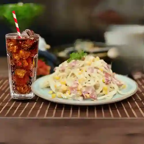 Pasta Capresa + Coca Cola + Tostadas