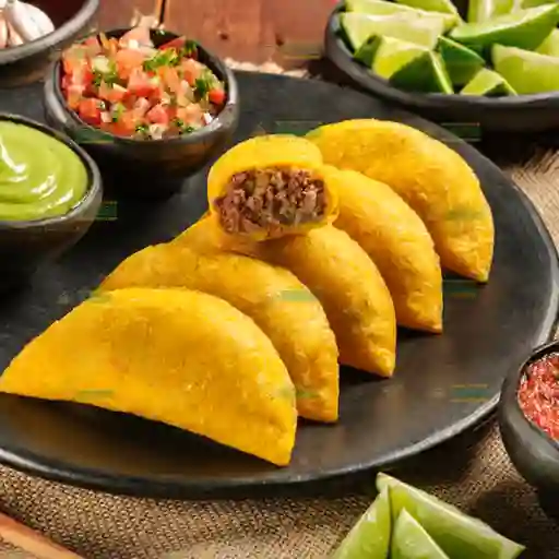Combo 10 Empanadas Carne y Papa