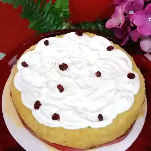 Torta 3 Leches con Chantilly Libra