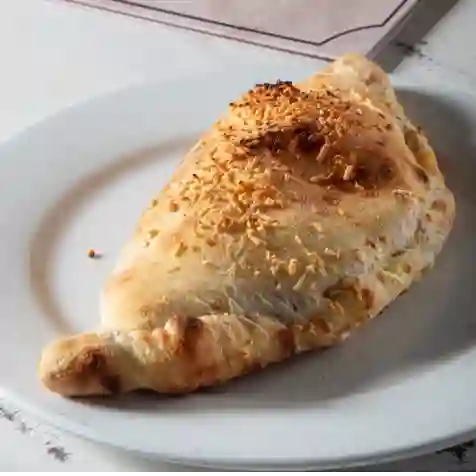 Calzone Salame & Scamorza