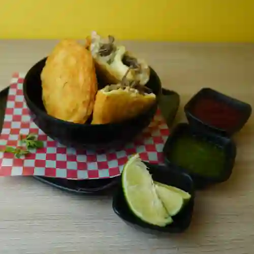 Empanada de Sobrebarriga