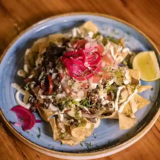 Chilaquiles fajitas de res