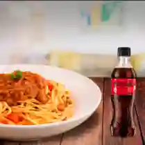 Spaghetti Bolognesa + Coca-cola 400Ml