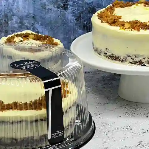 Torta de Zanahoria 10-12 Porciones